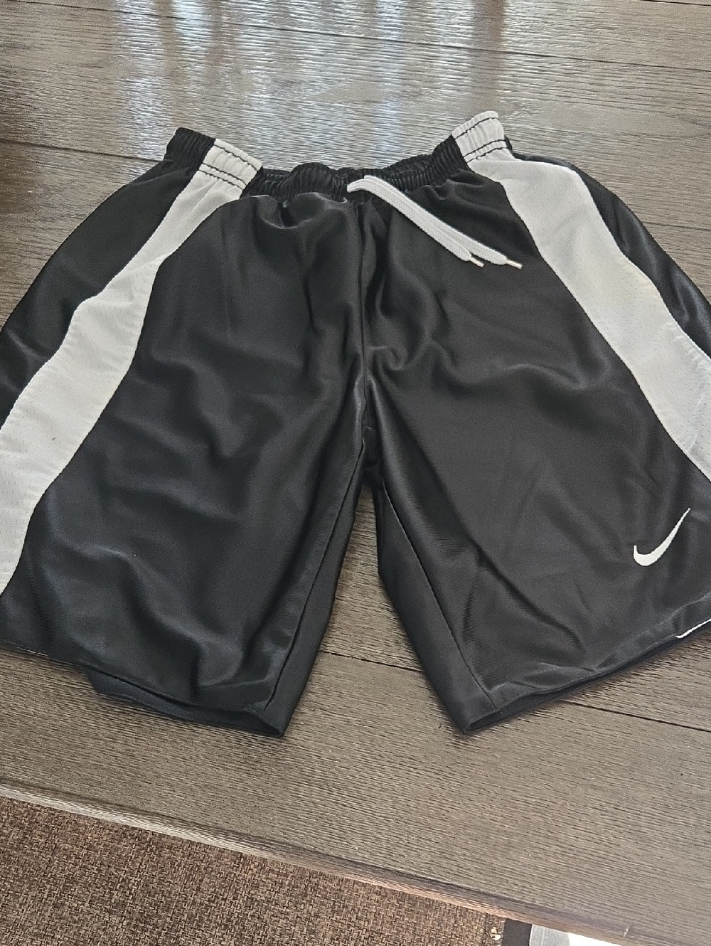 Nike Men's Black and White Athletic Shorts